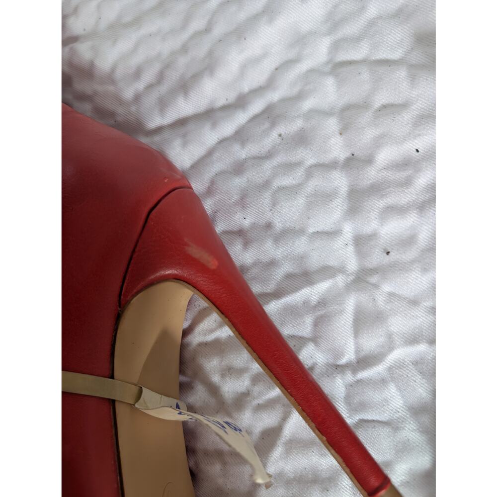 NWOT! FAB ROUGE RED ANKLE BOOTS WITH BEADED & JEWELED, EMBROIDERED CROSS! SZ 6 - Picture 10 of 11